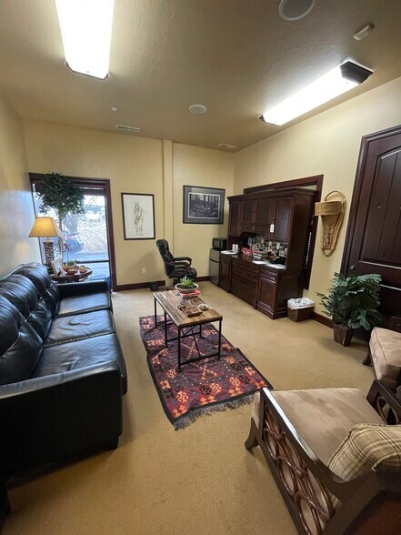 More Photos Of 377 N Marshall Way, Layton Office For Lease