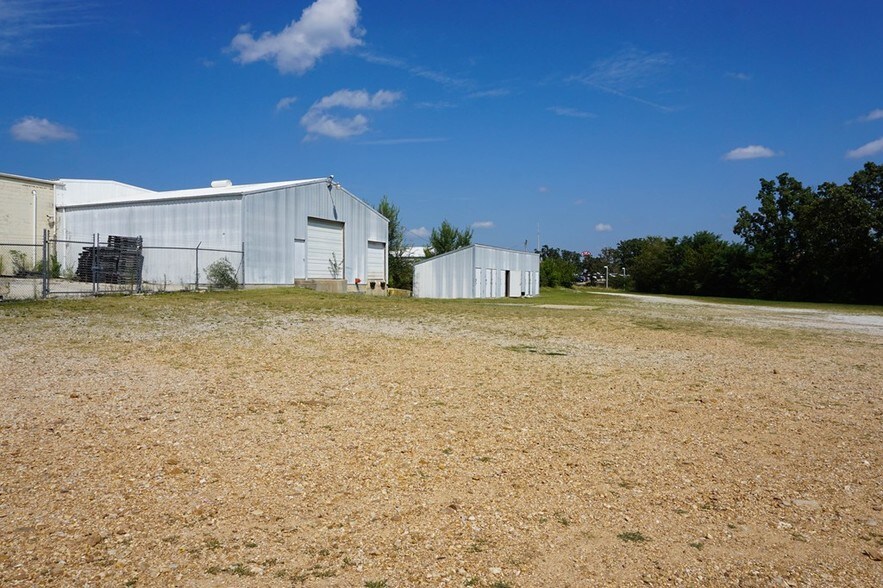 More Photos Of 2500 N Bishop Ave, Rolla General Retail For Sale