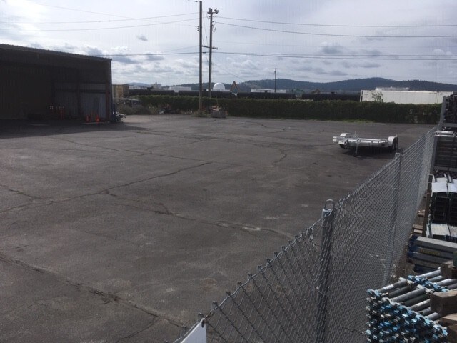 More Photos Of 6206 E Trent Ave, Spokane Showroom For Sale