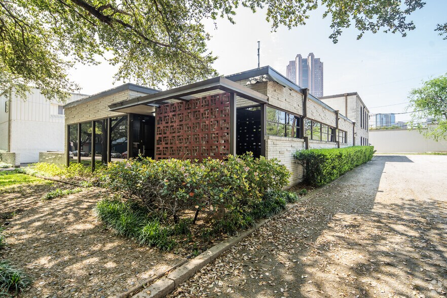 Primary Photo Of 4141 Office Pky, Dallas Loft Creative Space For Lease