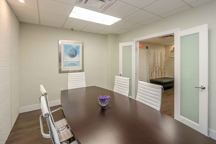 More Photos Of 7000 SW 97th Ave, Miami Office For Sale