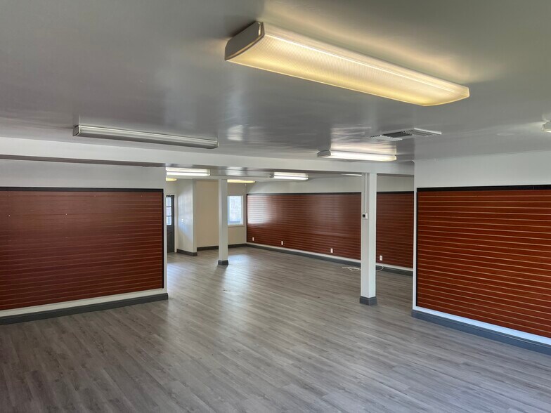 More Photos Of 325-333 N Old Newport Blvd, Newport Beach Restaurant For Lease