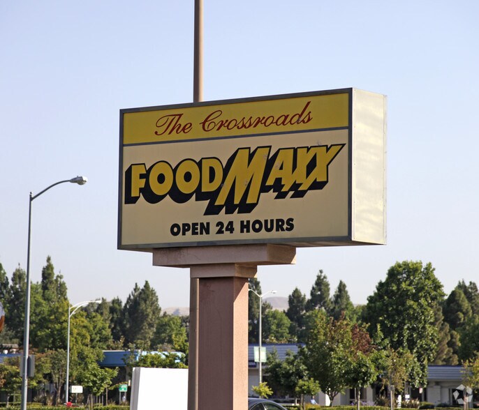 More Photos Of 39401 Fremont Blvd, Fremont Restaurant For Lease