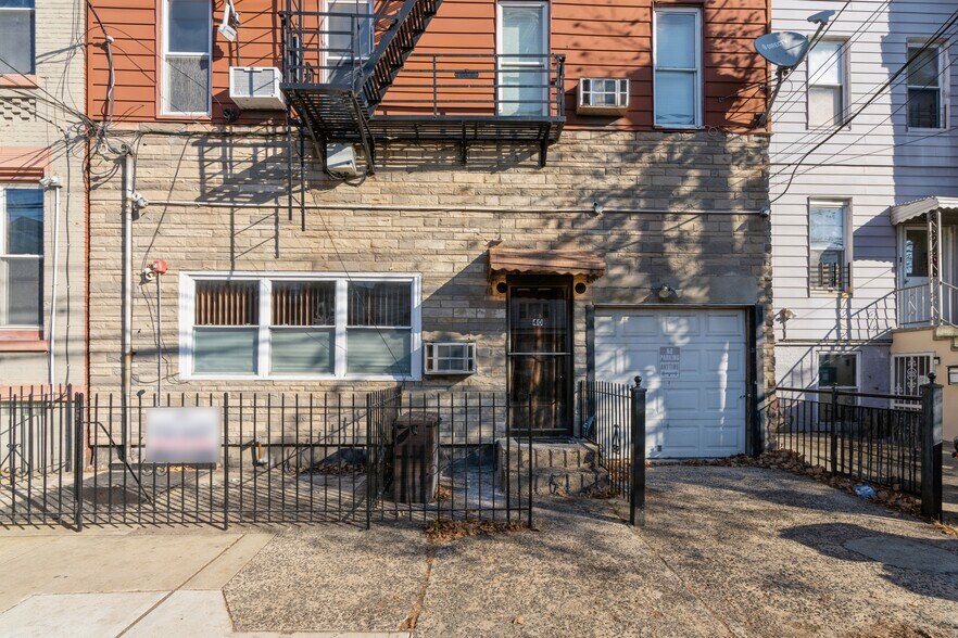 More Photos Of 40 Beacon Ave, Jersey City Apartments For Sale