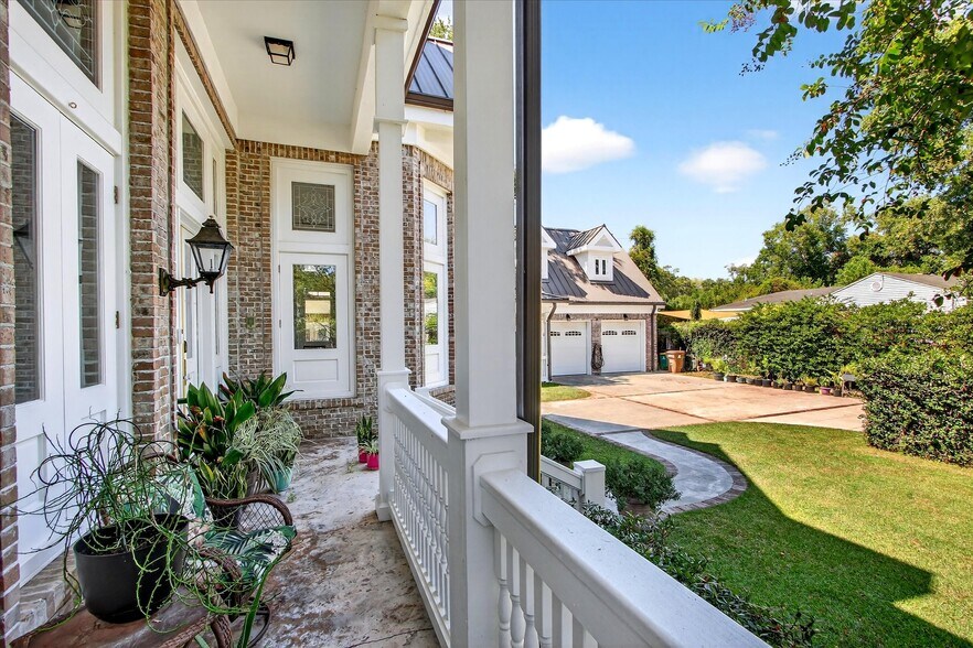 More Photos Of 1611 Glenn Swetman St, Biloxi Specialty For Sale