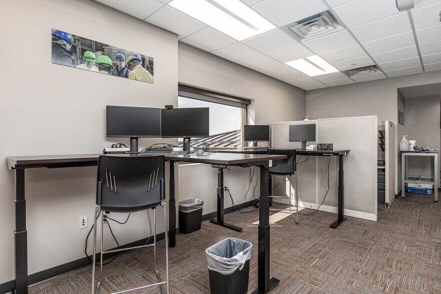 More Photos Of 3681 Prism Ln, Kieler Office For Sale