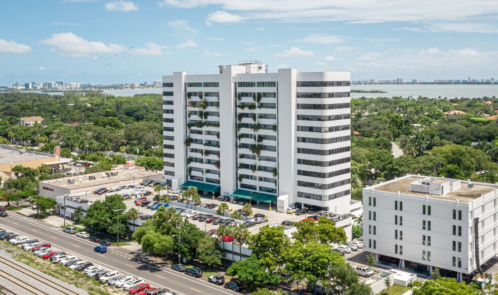 More Photos Of 4770 Biscayne Blvd, Miami Office For Sale