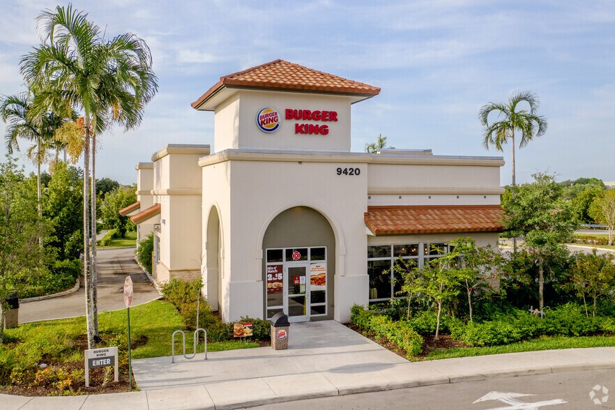 More Photos Of 9400-9440 W Commercial Blvd, Fort Lauderdale Unknown For Lease