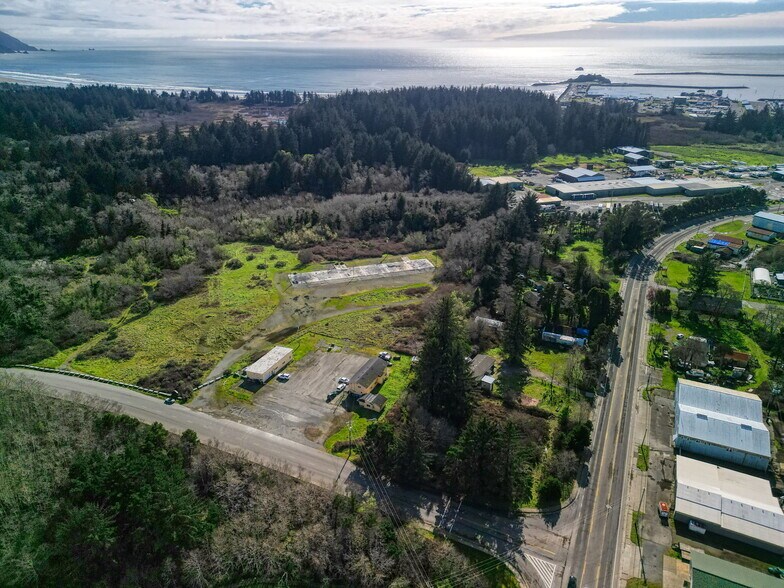 More Photos Of 645 Elk Valley Rd, Crescent City Warehouse For Sale