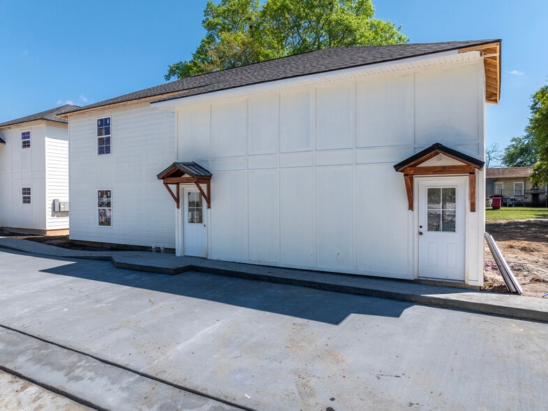 More Photos Of 414 6th E st, Tifton Apartments For Sale