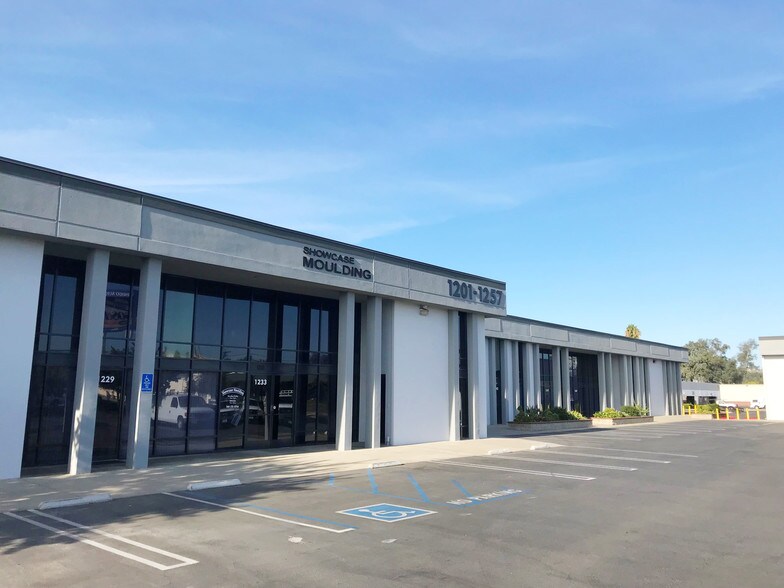 Primary Photo Of 1201-1257 Simpson Way, Escondido Manufacturing For Lease