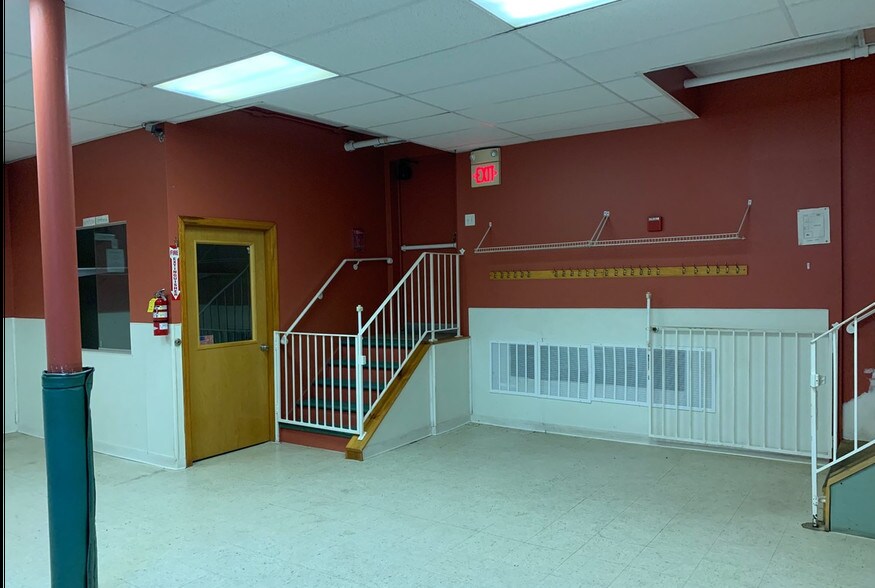 More Photos Of 238 Berkeley Ave, Newark Daycare Center For Sale