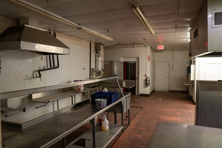 More Photos Of 55 N Litchfield Rd, Goodyear Hotel For Lease