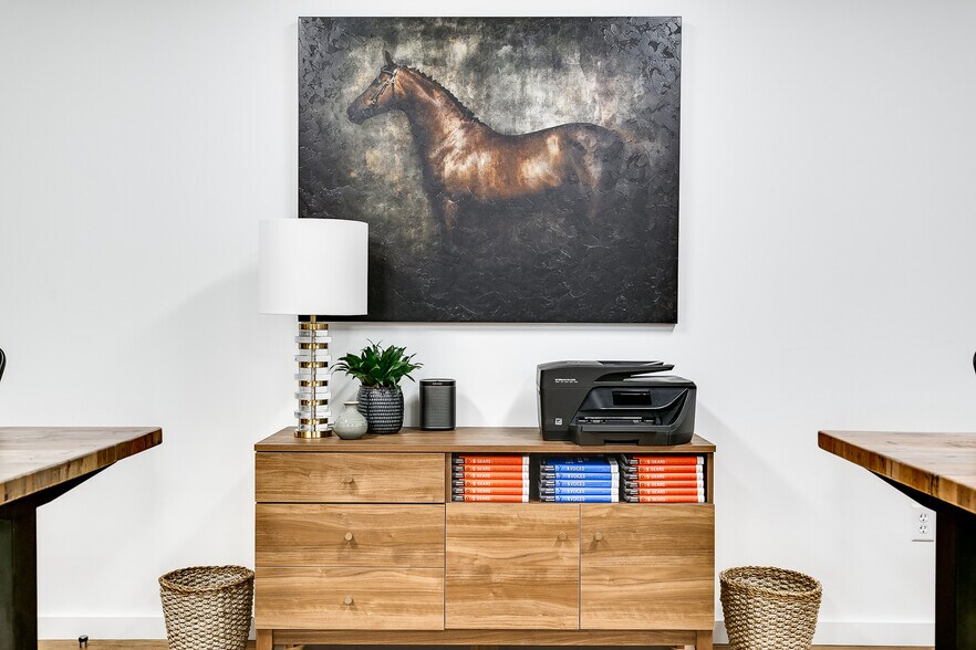 More Photos Of 423-441 NW 23rd St, Oklahoma City Movie Theatre For Lease