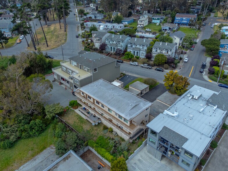 More Photos Of 510 Avenue Alhambra, Half Moon Bay Apartments For Sale