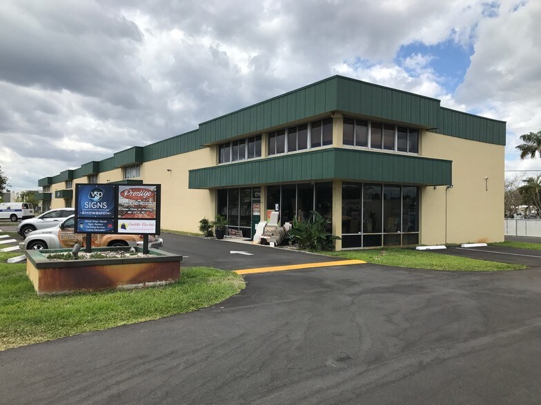 Primary Photo Of 1683-1711 Latham Rd, West Palm Beach Light Distribution For Lease