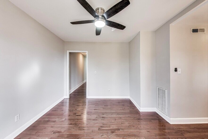 More Photos Of 212 Elm St NW, Washington Apartments For Sale