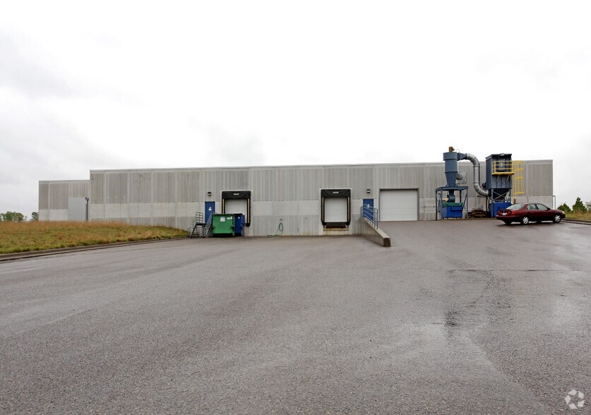 More Photos Of 8200 S 97th St, Cottage Grove Manufacturing For Lease