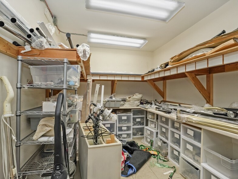 More Photos Of 253-259 Mill St, Greenwich General Retail For Lease