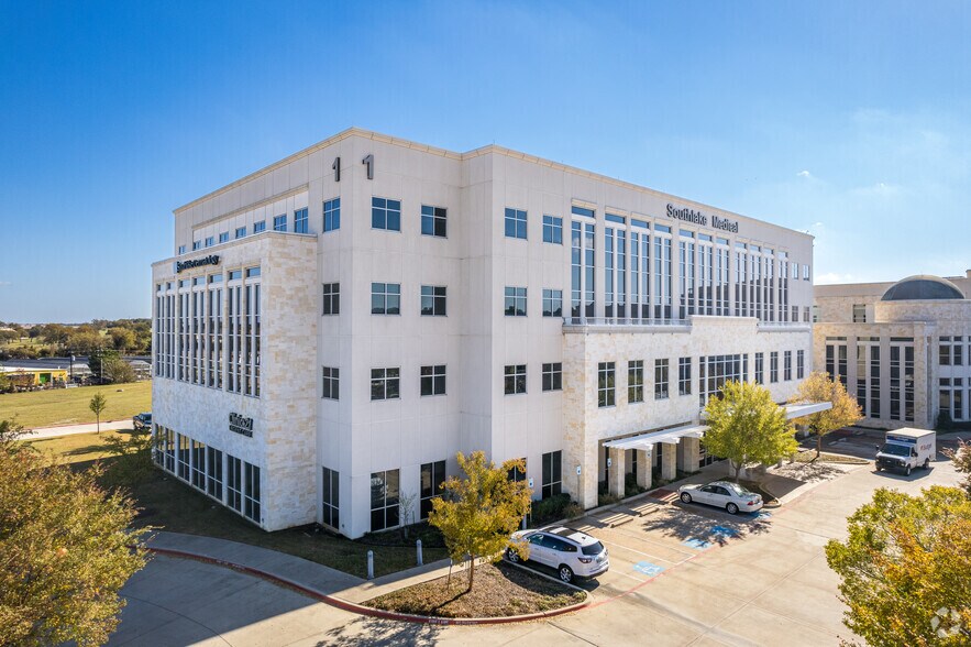 More Photos Of 431 E State Highway 114, Southlake Medical For Lease