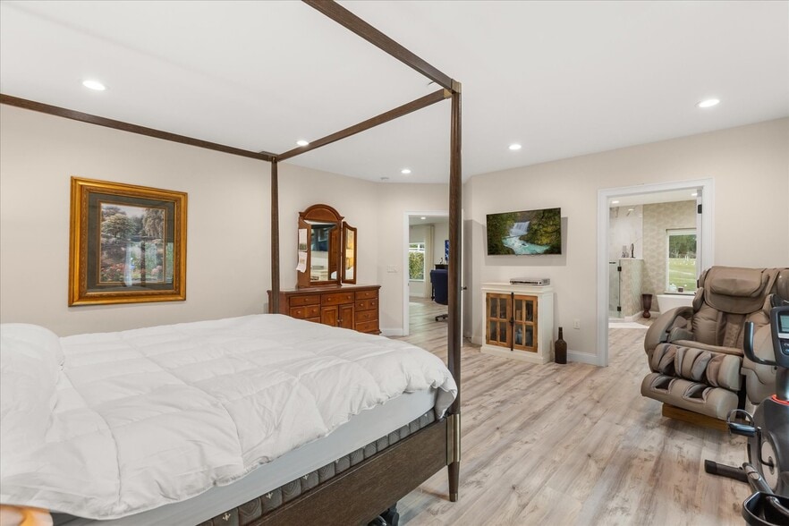 More Photos Of 455 Briar Patch Ln, Geneva Specialty For Sale