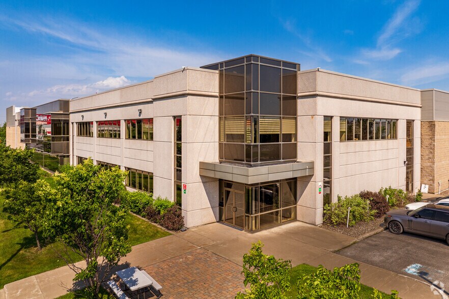 Primary Photo Of 9750 Boul Des Sciences, Anjou Distribution For Lease