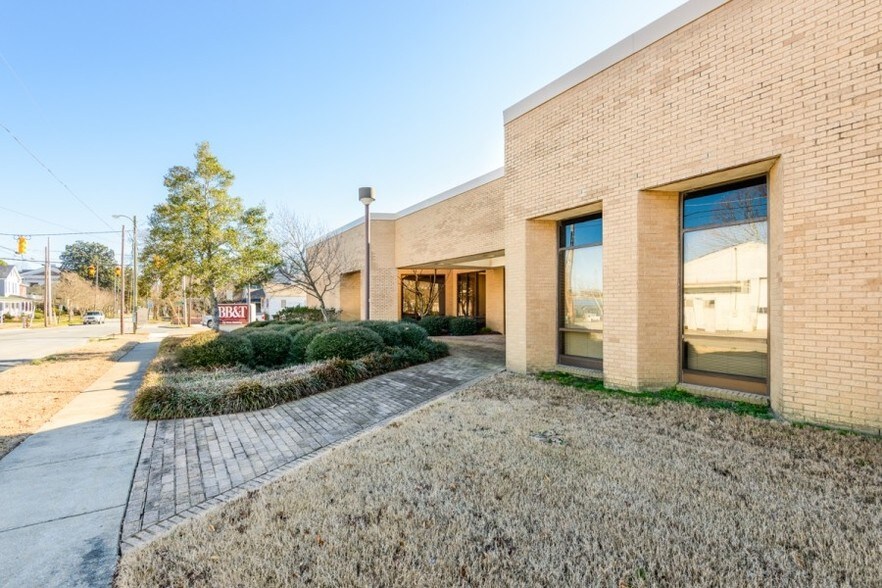 More Photos Of 102 W Main St, Plymouth Bank For Sale