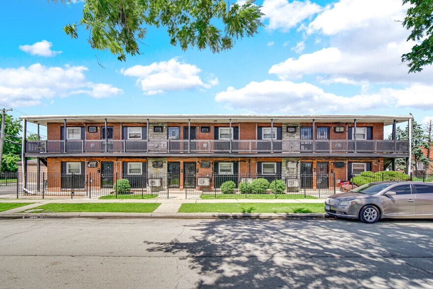 Primary Photo Of 184 W 147th St, Harvey Apartments For Sale