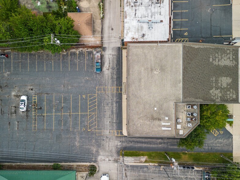 More Photos Of 10215 Roosevelt Rd, Westchester Office For Sale