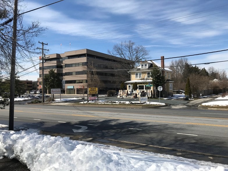More Photos Of 110 Defense Hwy, Annapolis Office For Sale
