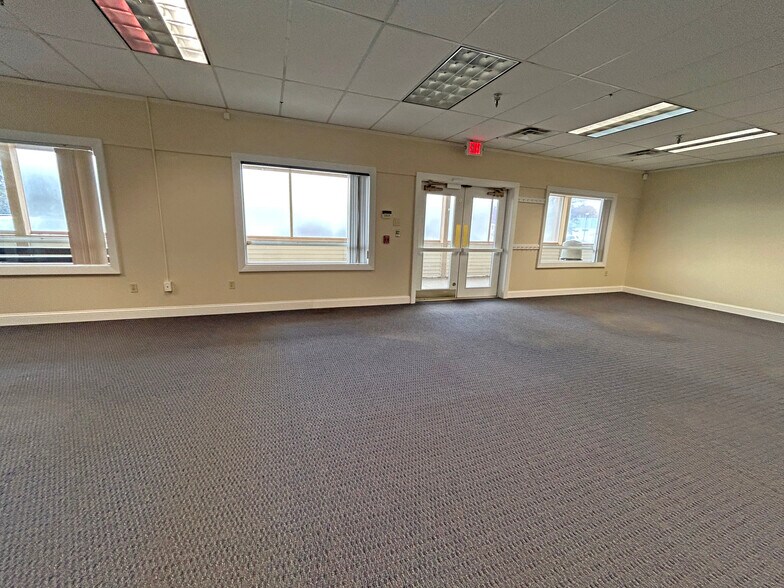 More Photos Of 72 Mirona Rd, Portsmouth Storefront For Lease