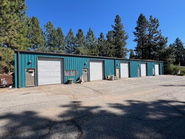 Primary Photo Of 12731 Loma Rica Dr, Grass Valley Warehouse For Sale