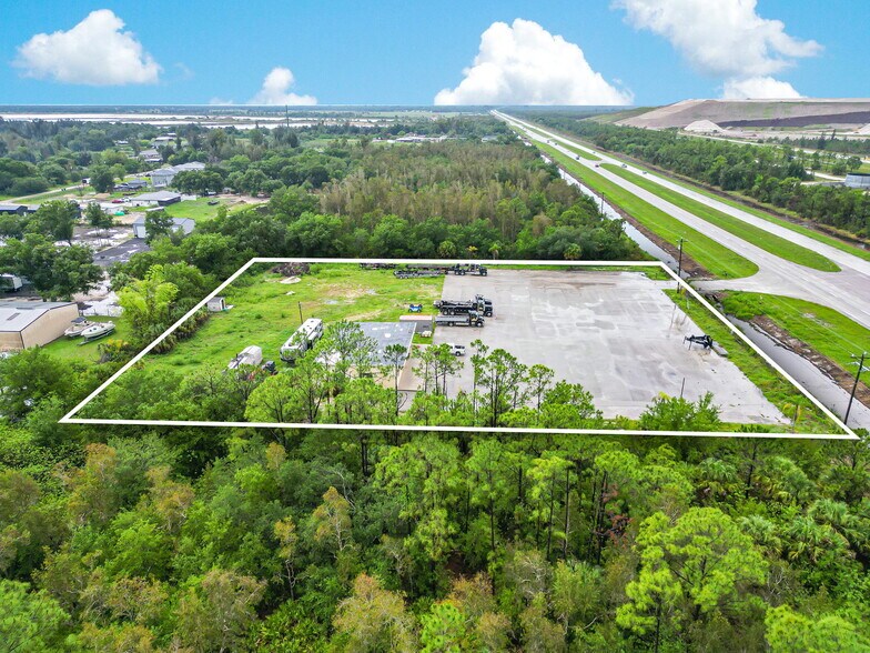 More Photos Of 16070 Tamiami Trl, Punta Gorda Industrial For Sale