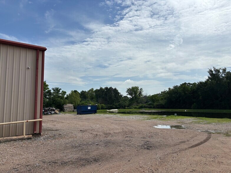 More Photos Of 3823 Fm 1128 Rd, Pearland Light Distribution For Lease