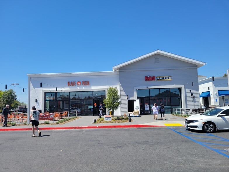 More Photos Of 12300-12490 Seal Beach Blvd, Seal Beach Unknown For Lease