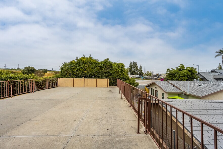 More Photos Of 1515 N Dresser St, Santa Ana Apartments For Sale