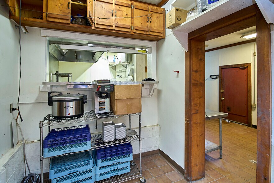 More Photos Of 15303 Midland Trl, Ansted Freestanding For Sale