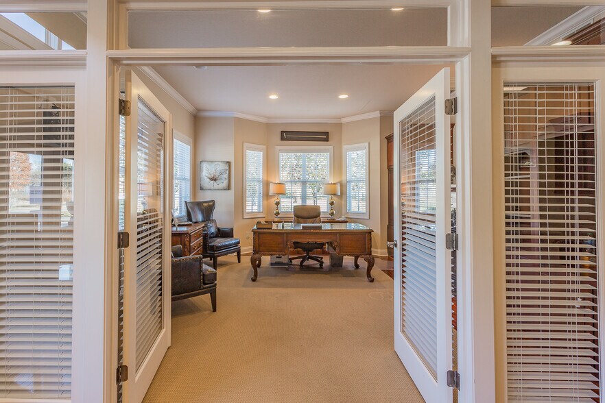 More Photos Of 3222 Ocoee St, Cleveland Medical For Sale