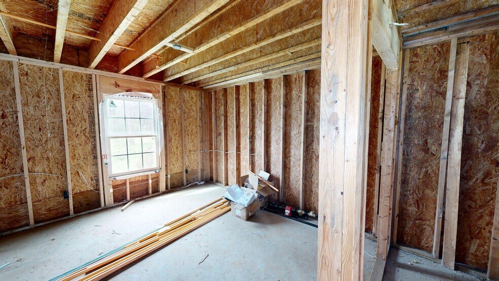 More Photos Of 57 Mill St, Cave Spring Multifamily For Sale