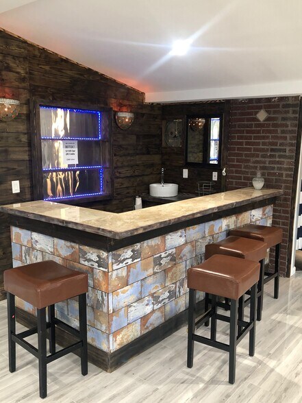 More Photos Of 1905 Bardstown Rd, Louisville Storefront Retail Residential For Sale