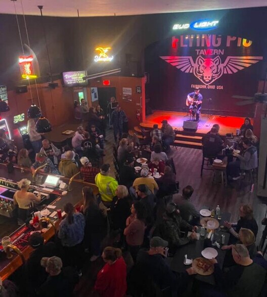 More Photos Of 136 N 1st St, Fairborn Bar For Sale