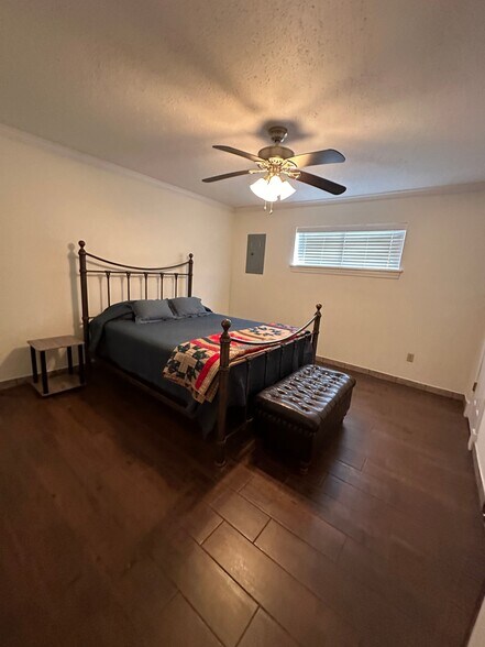 More Photos Of 522 & 524 University Dr, Starkville Apartments For Sale