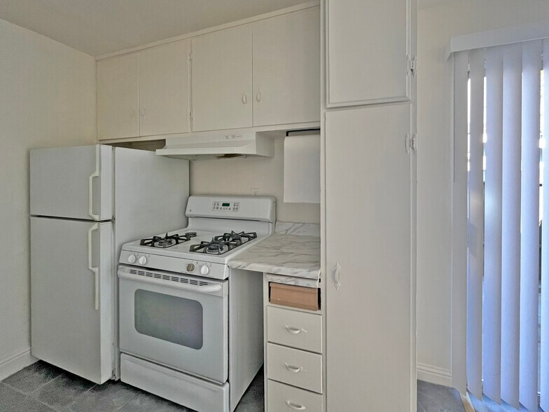 More Photos Of 6221-6225 39th St, Sacramento Apartments For Sale