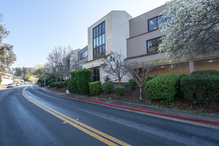 More Photos Of 24 Professional Center Pky, San Rafael Medical For Sale