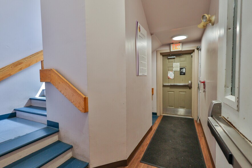 More Photos Of 541 Seneca St, Fountain Hill Healthcare For Sale