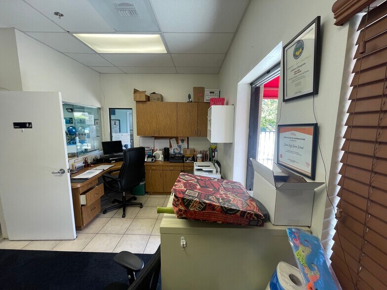 More Photos Of 1722 E Rose Ave, Orange Office For Sale
