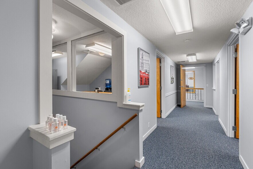 More Photos Of 859 Washington St, Easton Office For Lease