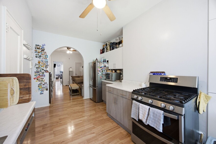 More Photos Of 317 Eckford St, Brooklyn Apartments For Sale