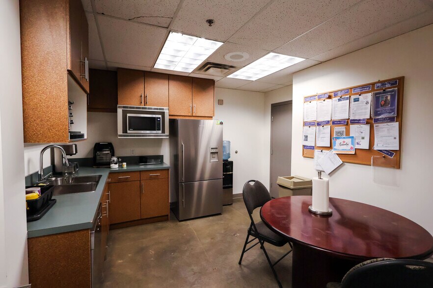 More Photos Of 26620 56 Ave, Langley Twp Warehouse For Sale