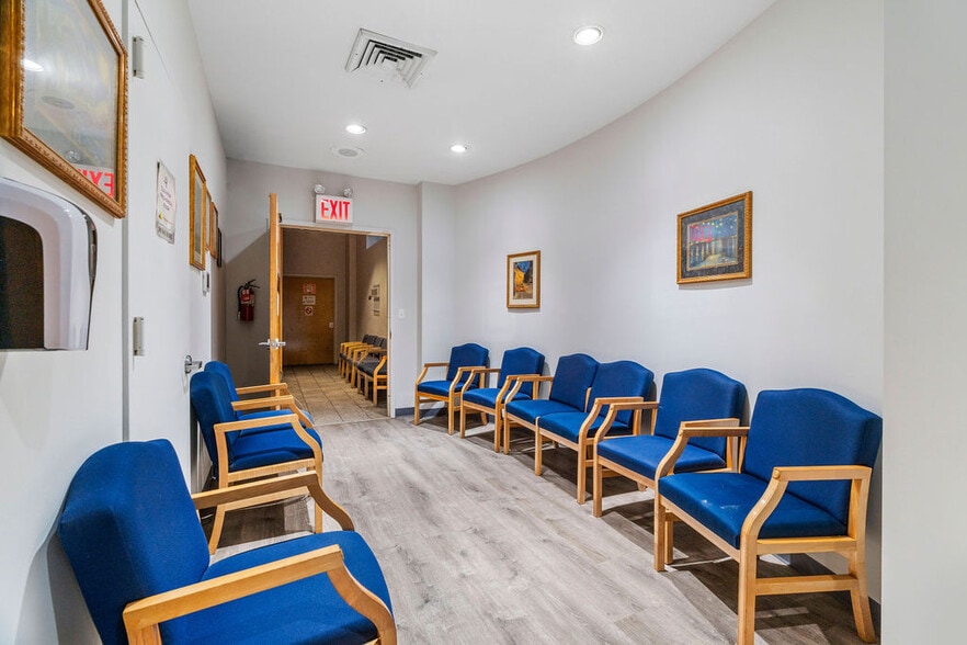 More Photos Of 2777 Hylan Blvd, Staten Island Office For Sale
